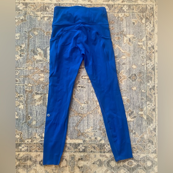 Lululemon tight with pockets - never worn - size 4 - Picture 3 of 5